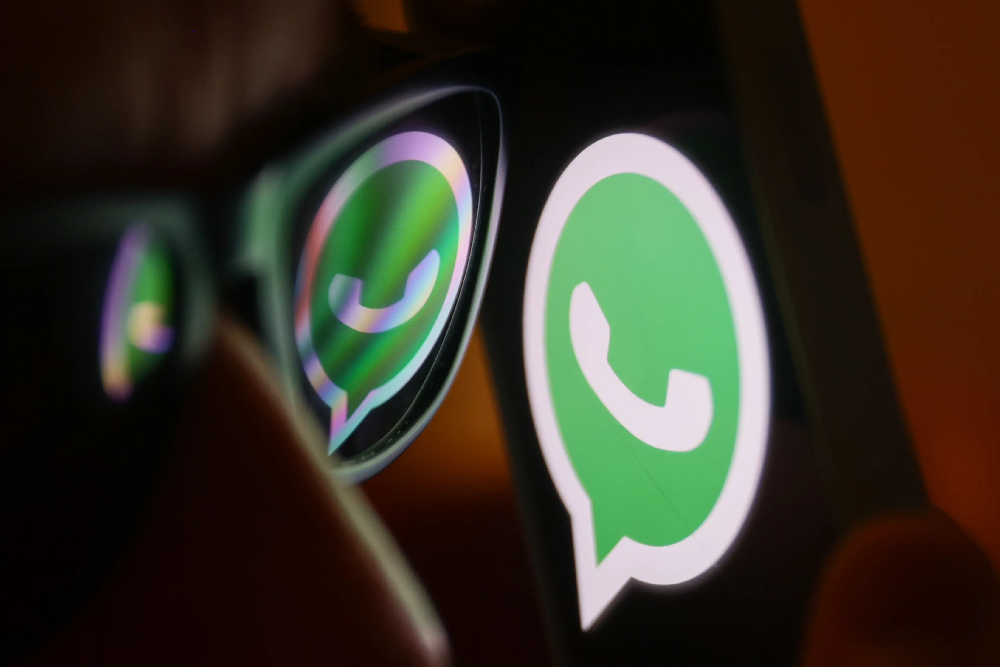 A guide to detecting WhatsApp account bans: How to reduce the risk of account bans?